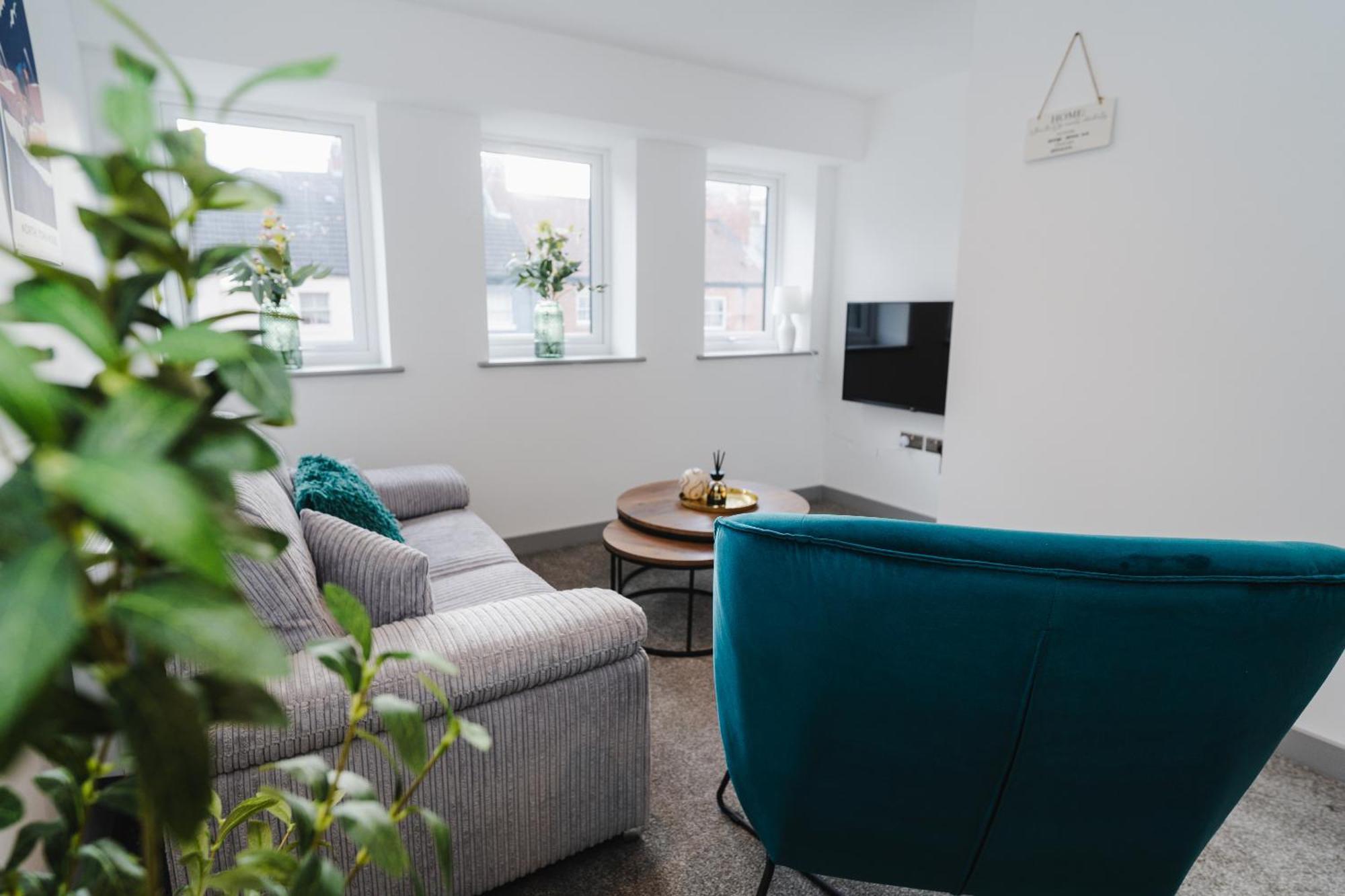 George House Modern Apartments By Vichy Kingston upon Hull Exteriör bild